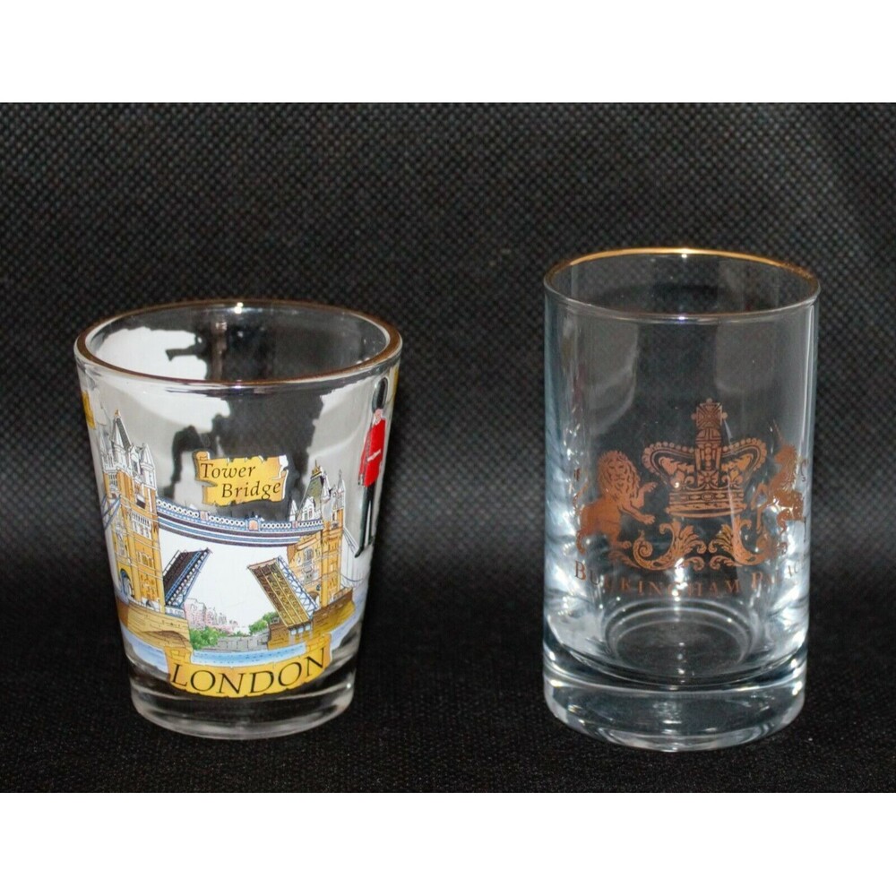 Rare Buckingham Palace and London shot glasses Gold rim collectors